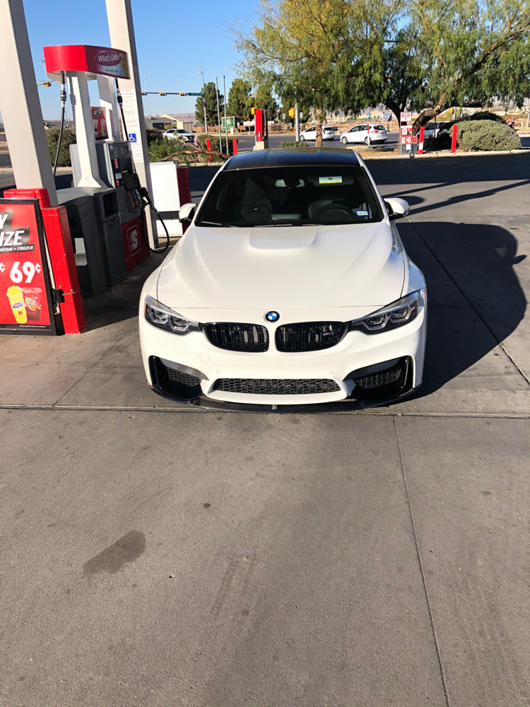 F8X M3 M4 CARBON FIBER UPPER FANGS