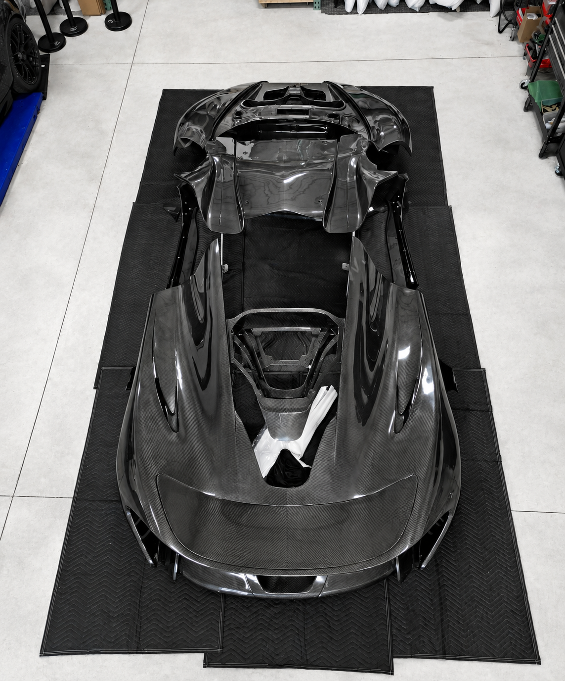 McLaren P1 GTR Full Dry Carbon Fiber Complete Body Panel Kit | OEM 3K Twill Weave Conversion