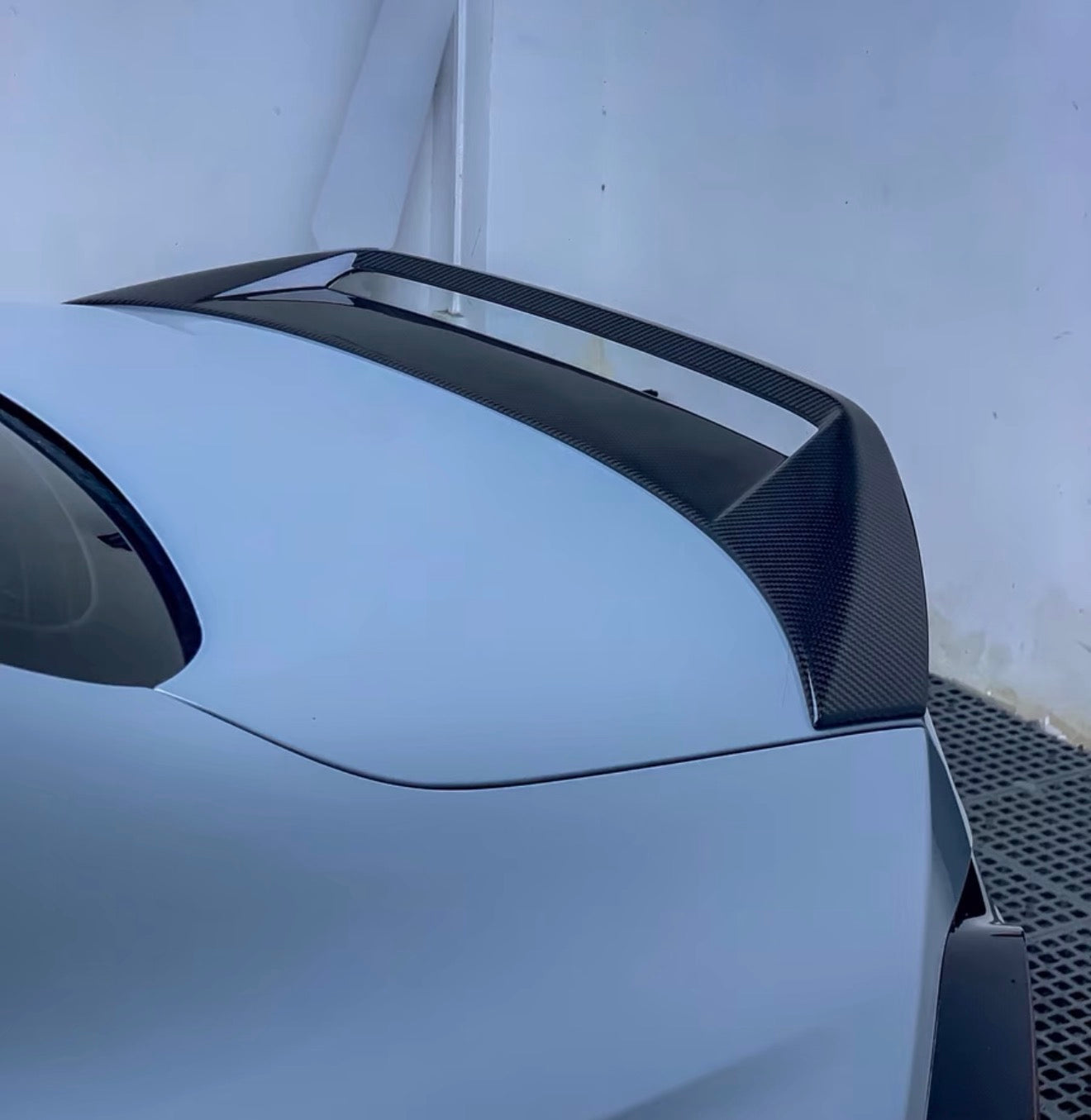 BMW G87 M2 G42 2-Series AD STYLE CARBON FIBRE REAR SPOILER