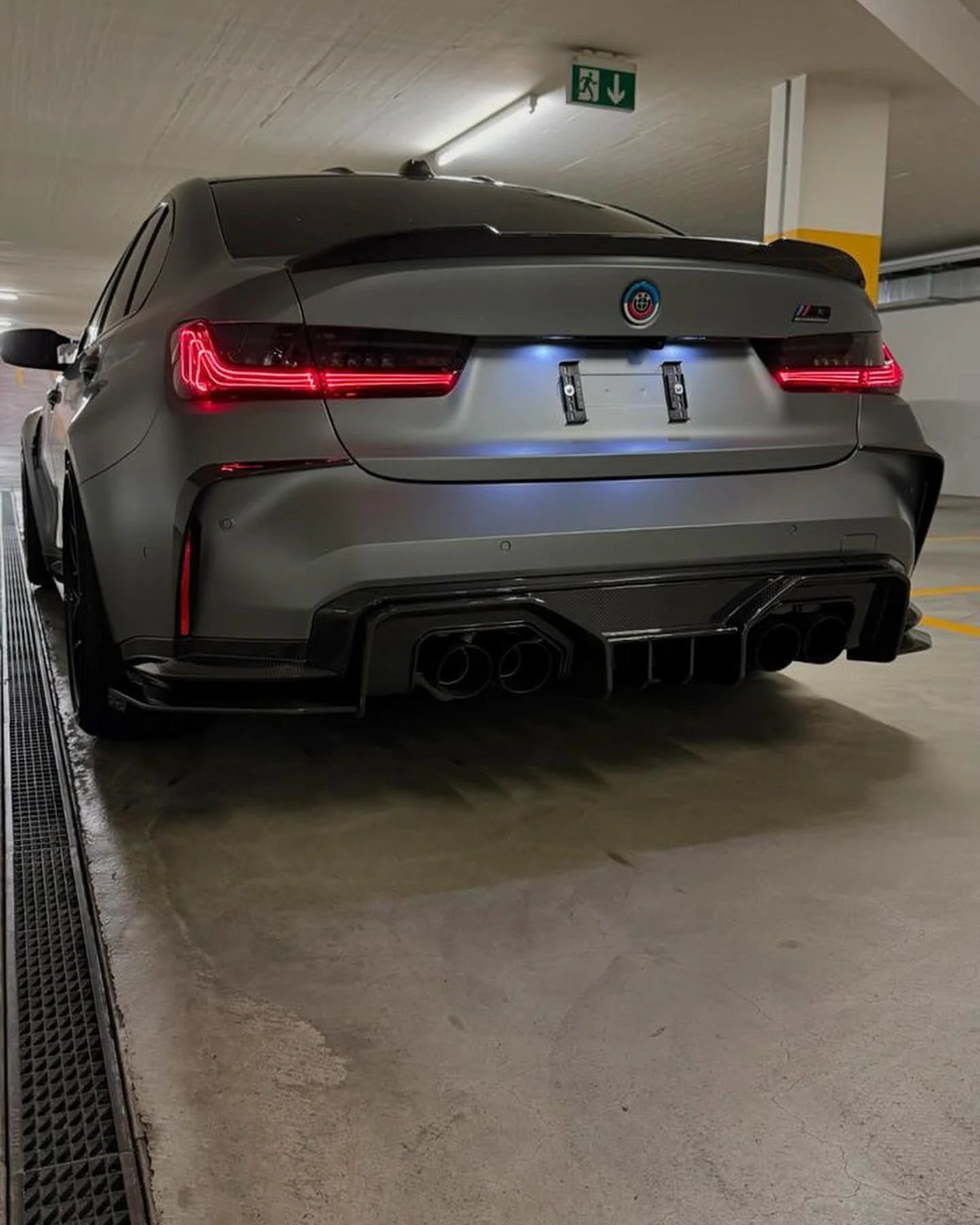 BMW G8X M3/M4 AD-Style Dry Carbon Fiber Rear Diffuser