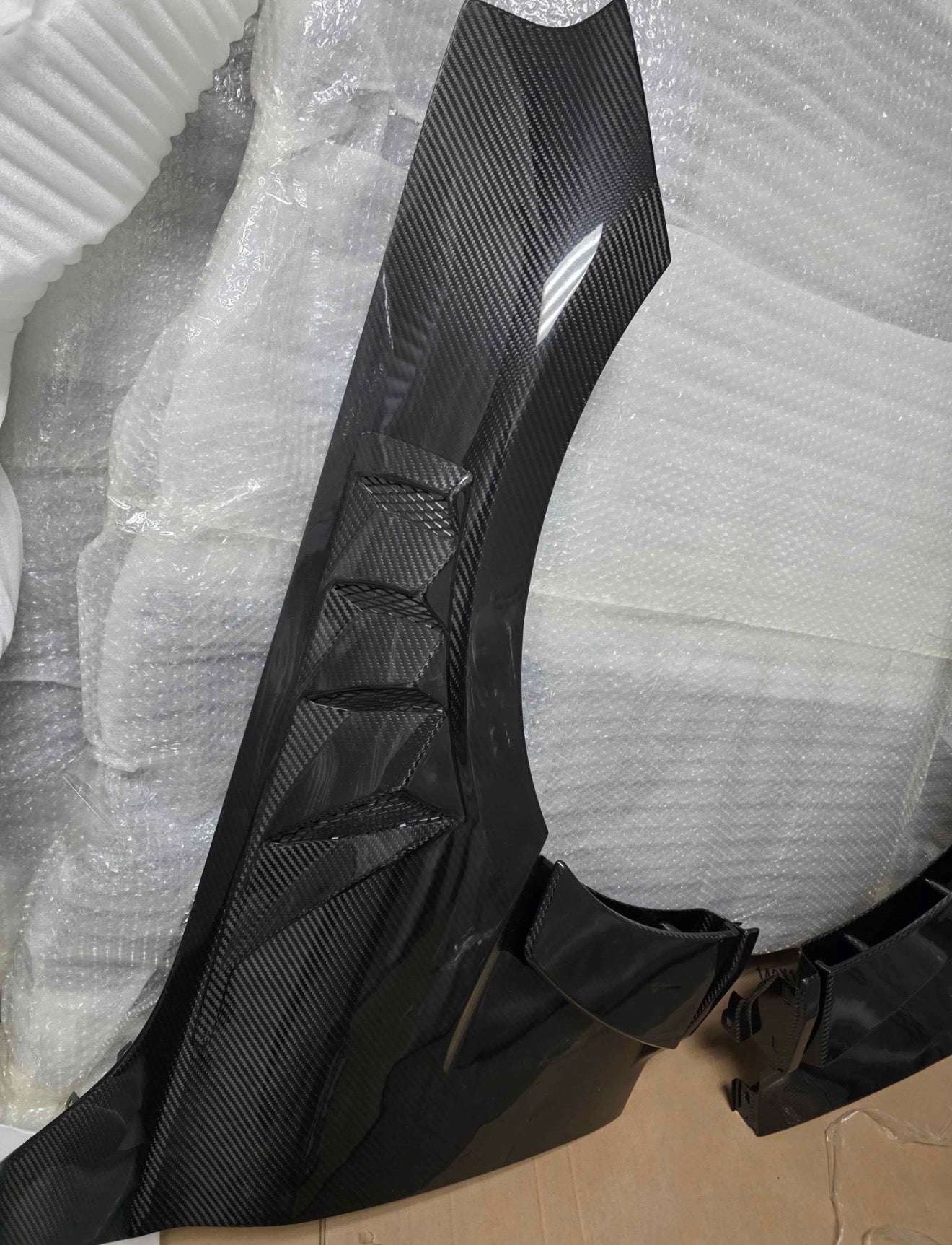 BMW G87 M2 N Style Full Dry Carbon Fenders