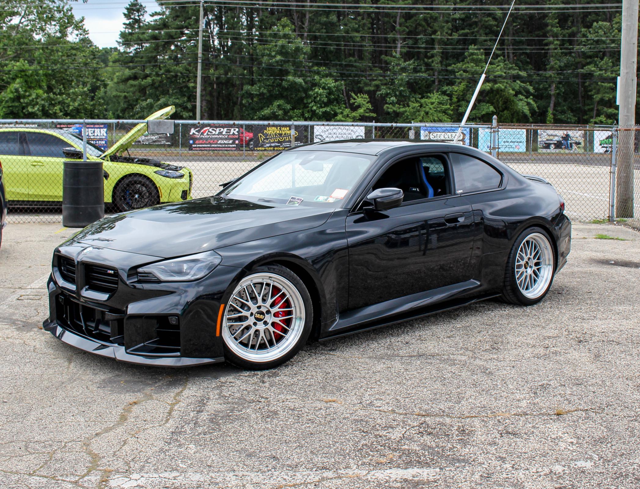 BMW G87 M2 MHC R44 STYLE CARBON FIBER Side Skirt