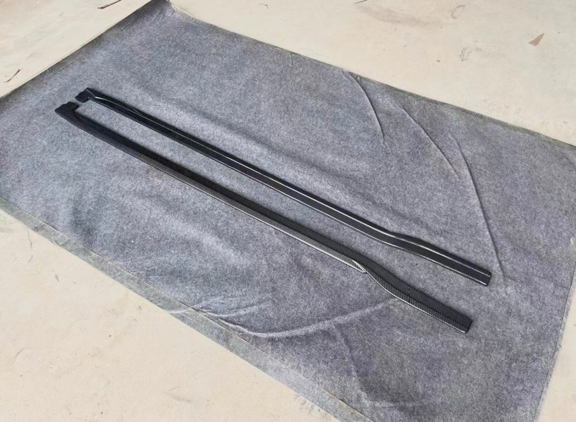 Honda Civic Type-R FL5 Maxton Style Carbon Fiber Side Skirt Extensions | 2023–2025