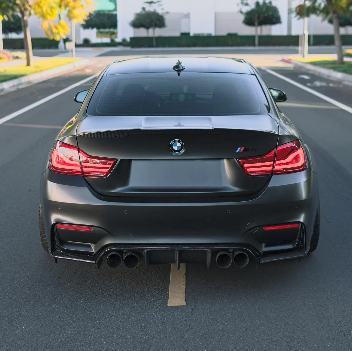 BMW F80 M3 M4 Vr3 Style Carbon Fiber Rear Diffuser + Rear Splitter Kit | Trofeo Composites
